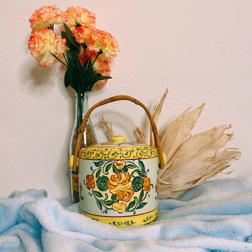 Flora Wicker Porcelain Jar